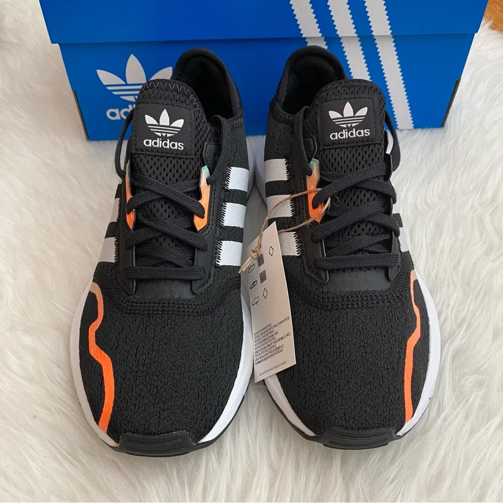 Adidas Swift Run Women’s Sneakers